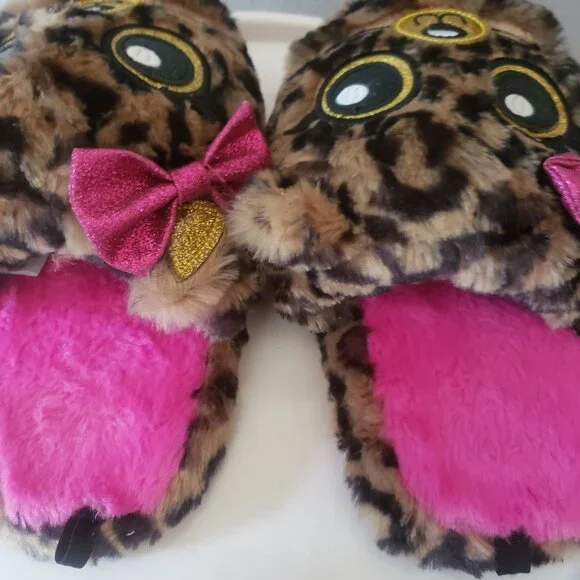 Kids Girls Furry Leopard Print Cat Slippers Pink Lining Size M 13 1 Bow Detail - Picture 3 of 5